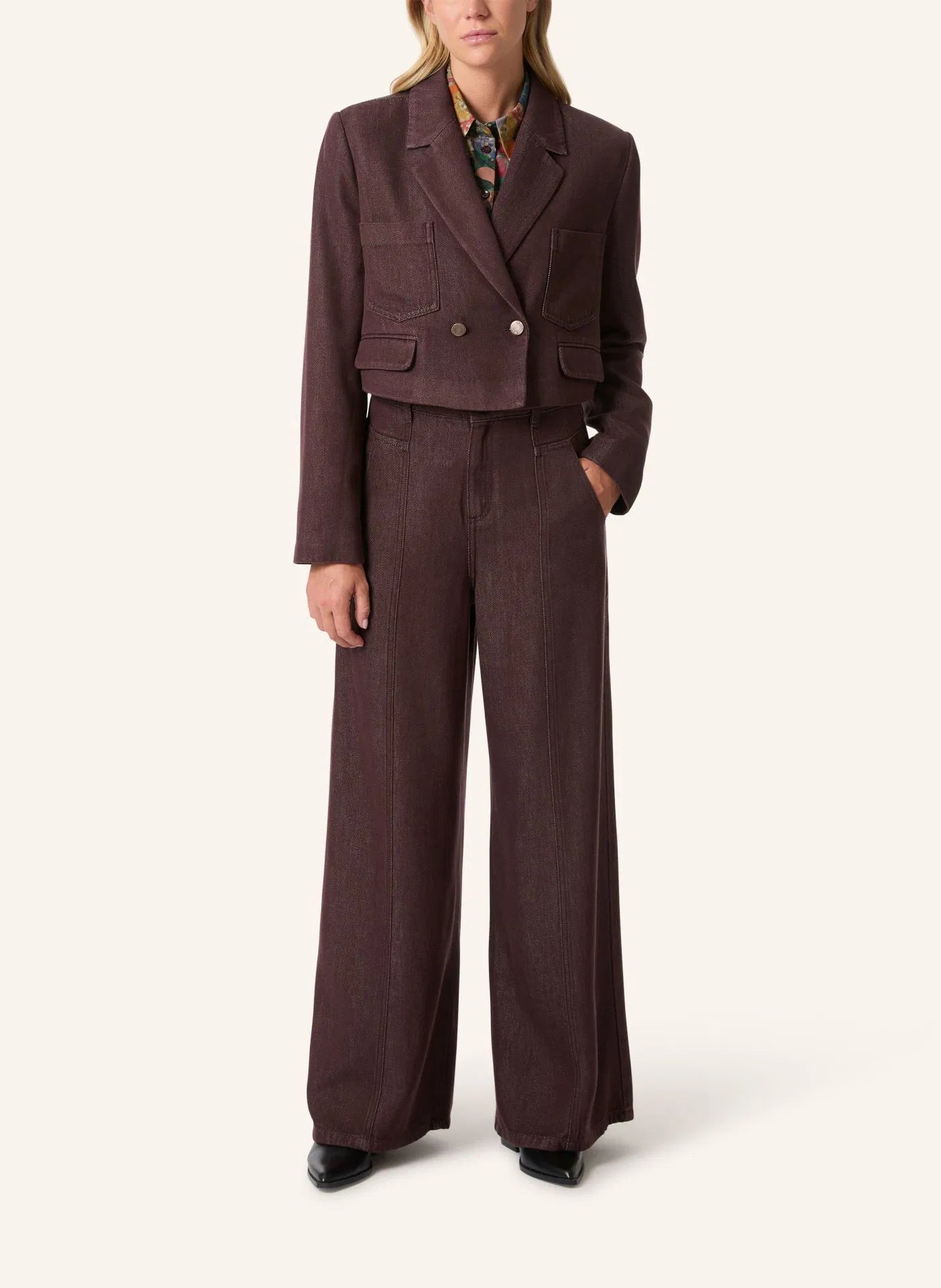 Malej verkürzter Blazer in Burgund