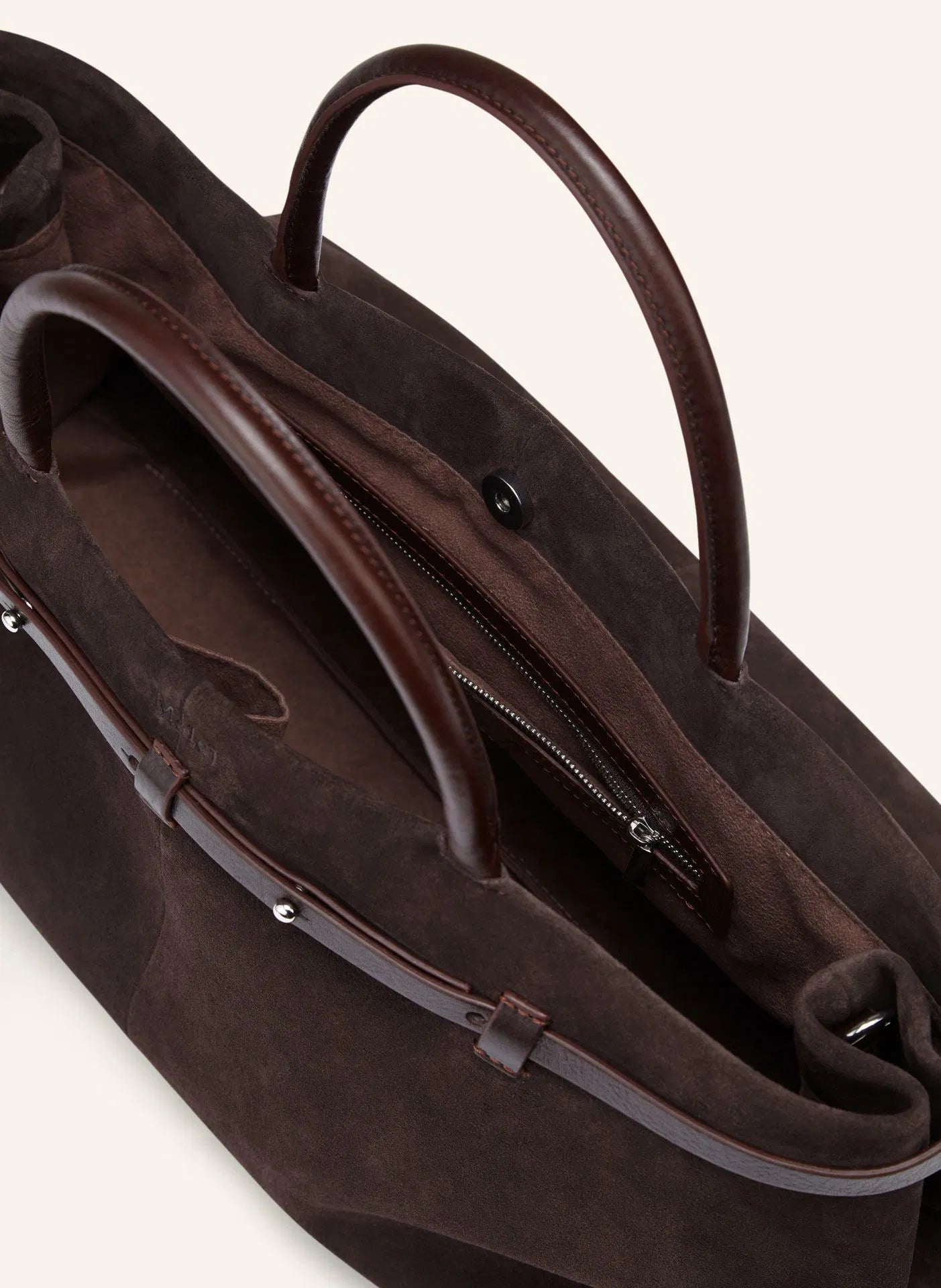 Malej Tasche Velourleder in Schoko