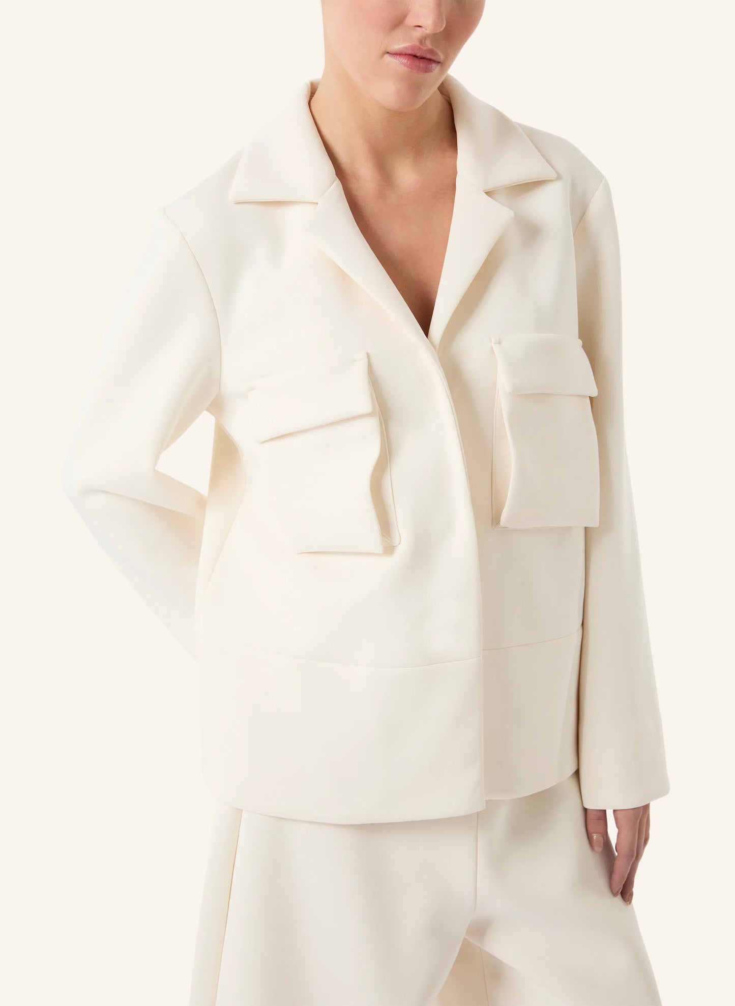 Malej Jacke in Ivory