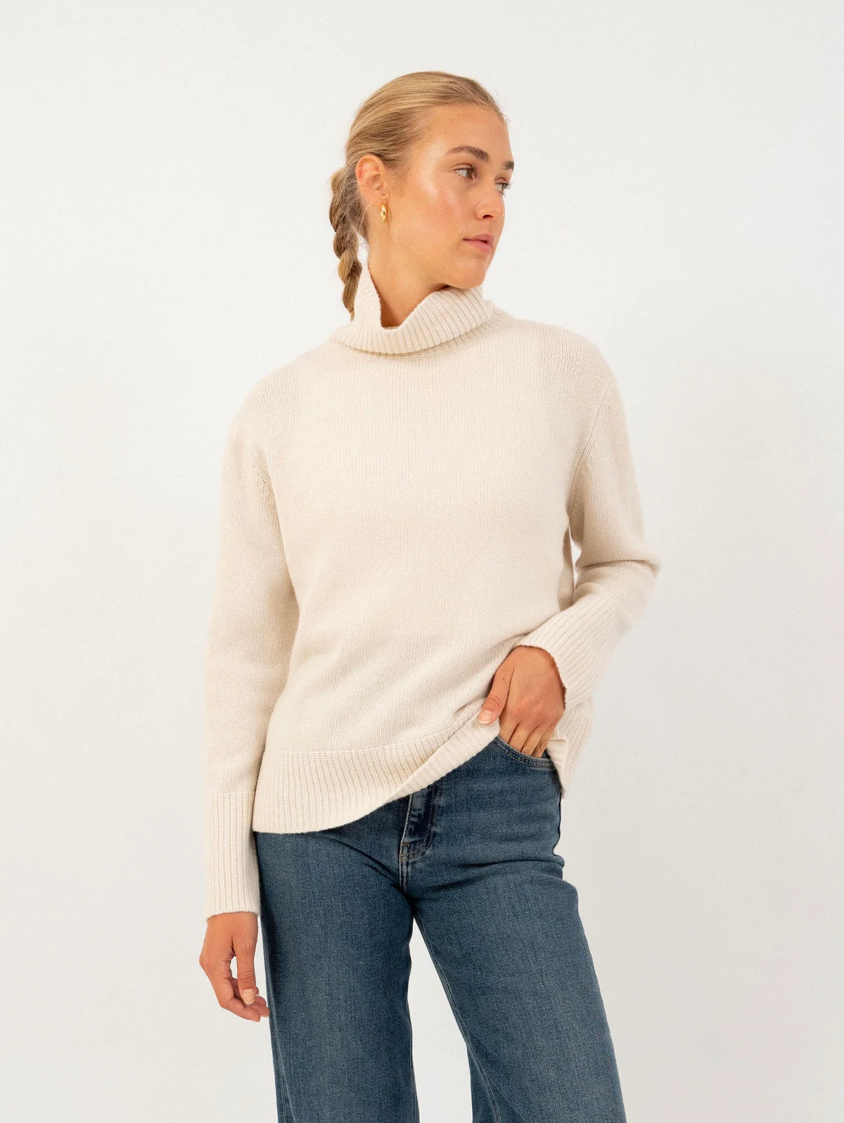 Anna v. Berg Anemone Sweater in Vanilla