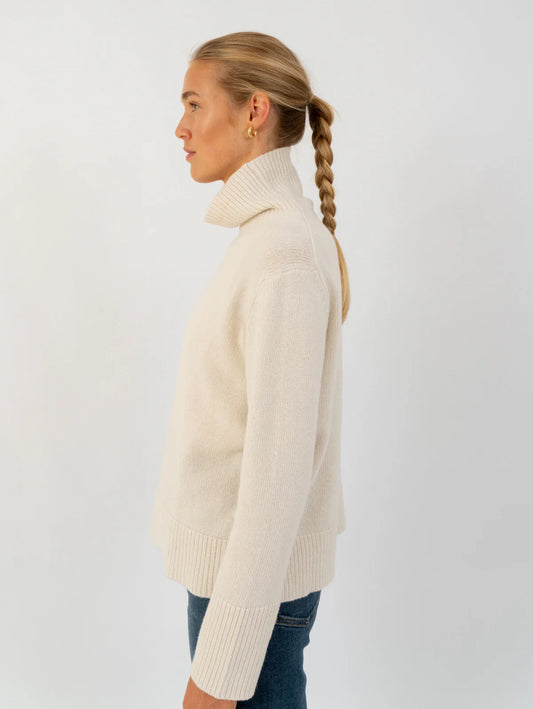 Anna v. Berg Anemone Sweater in Vanilla