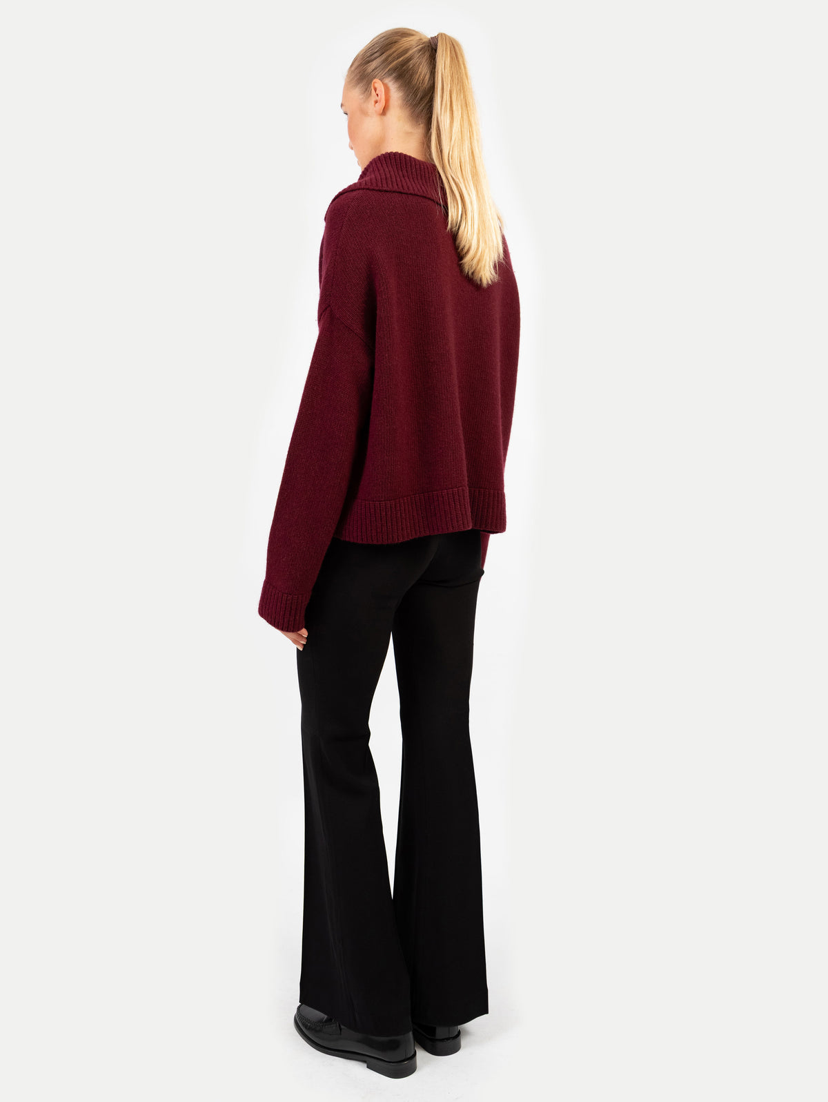 Anna v. Berg Valentine Sweater in Dark Cherry