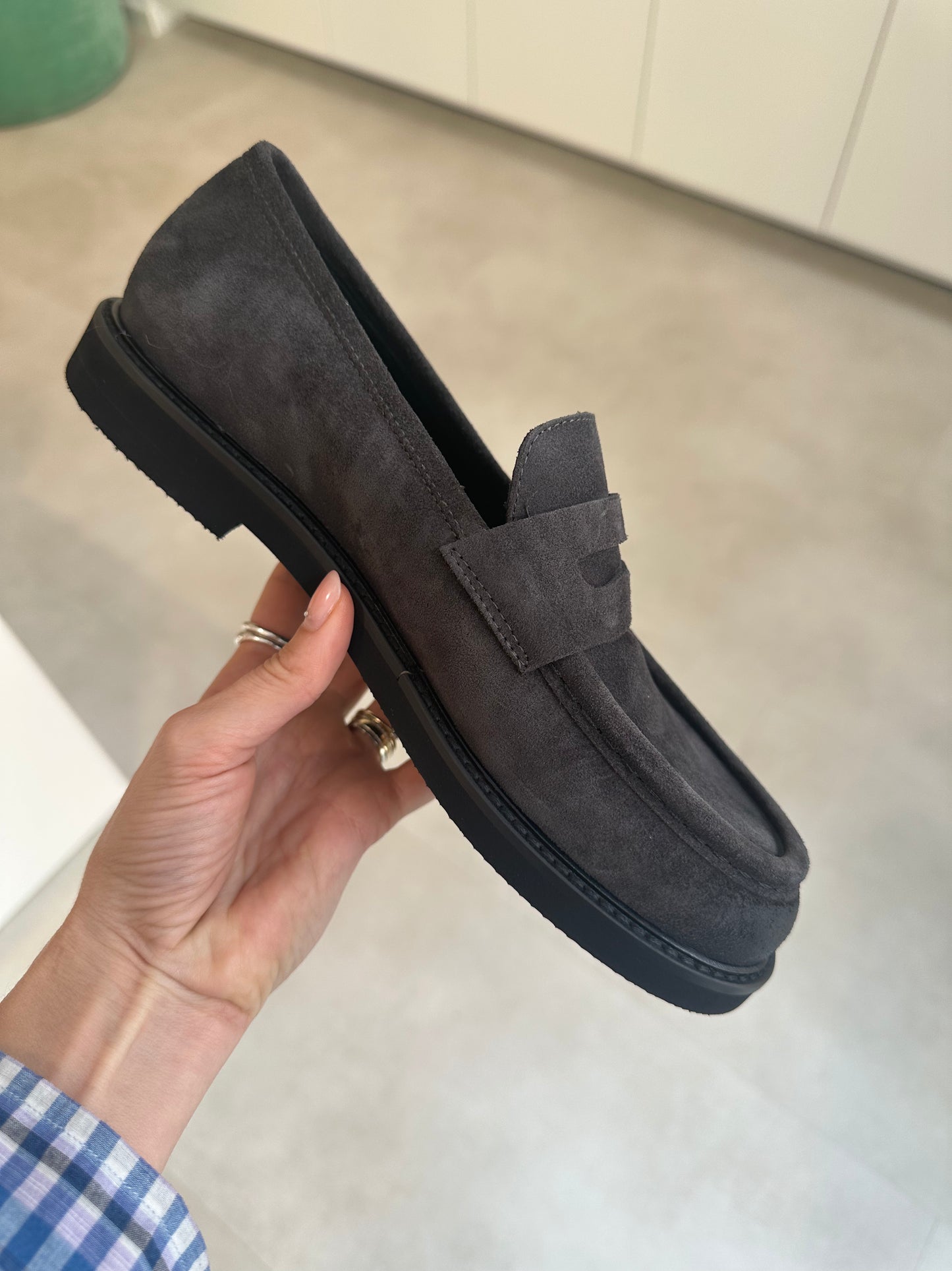 Thea Mika Penny Loafer in Carbon