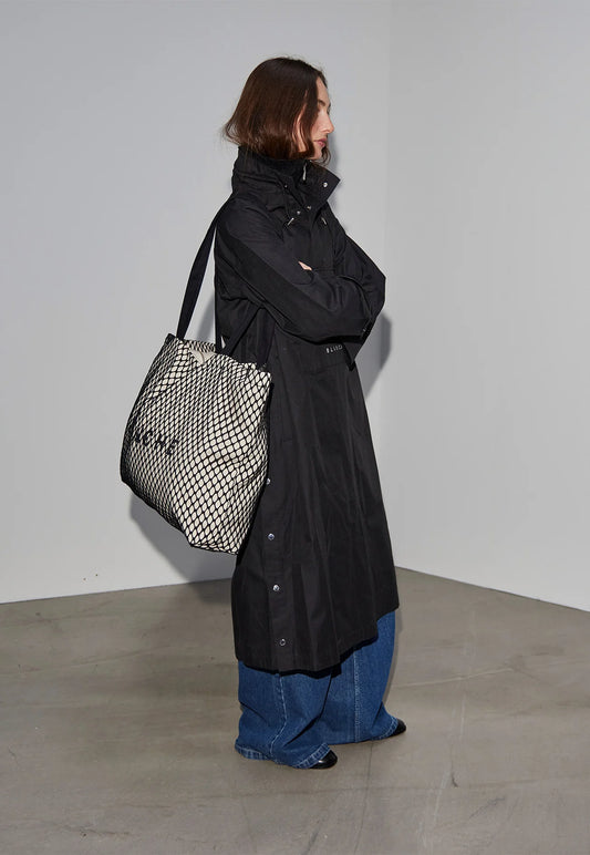 Blanche Shopping Bag in Schwarz