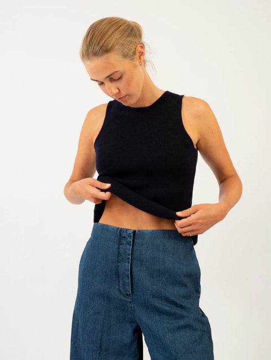 Anna v. Berg Nici Top in Deep Blue