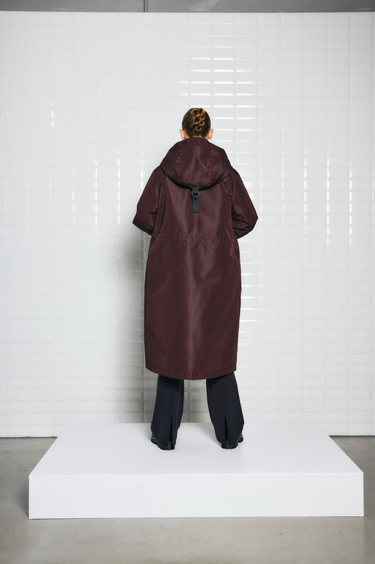 With Black Brooklyn Parka in Burgund