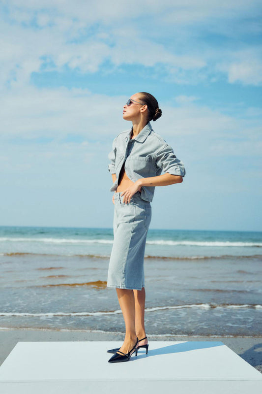 With Black Gala Bermuda Shorts in Summer Blue