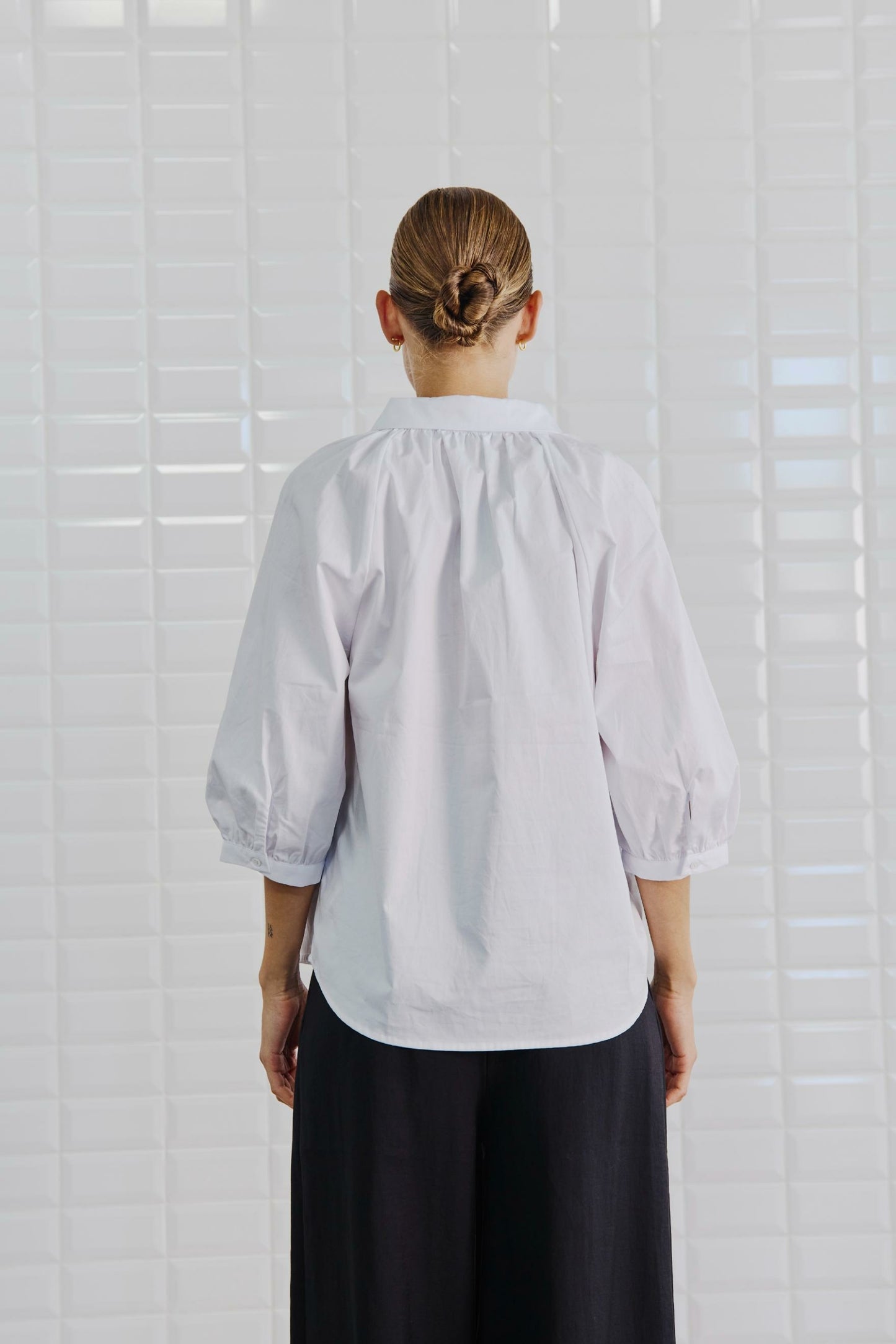 With Black Grazie Bluse in Weiß