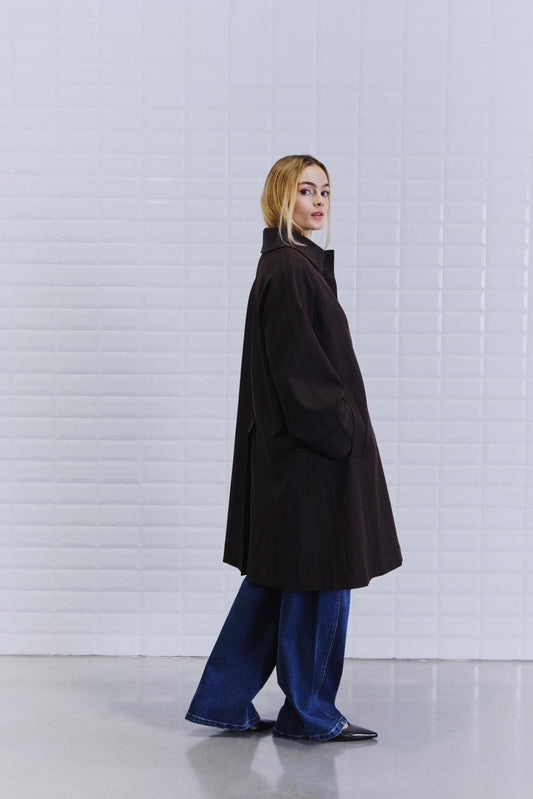With Black Jaila in Braun Stripe