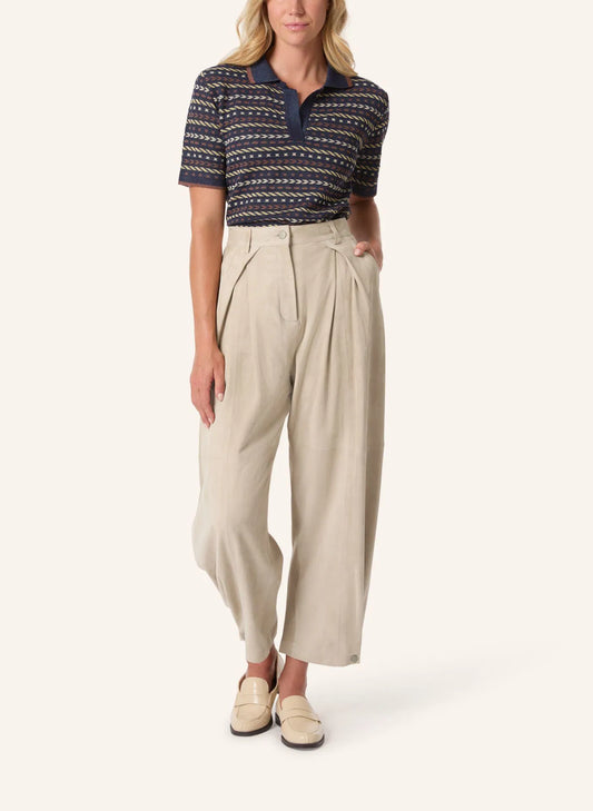 Malej Hose in Velourleder
