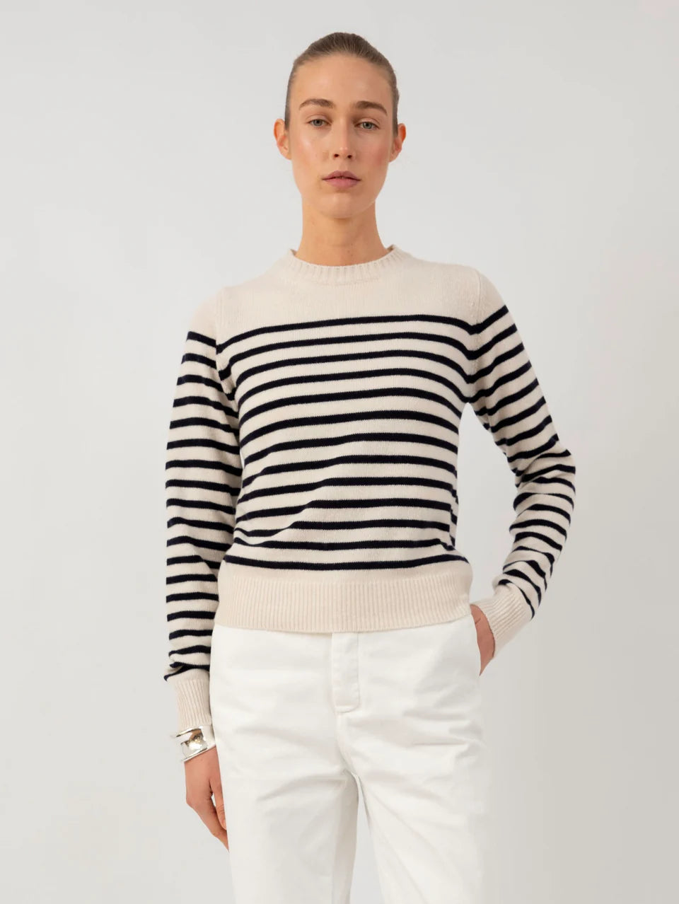 Anna v. Berg Theresa Sweater in Vanille/Deep Blue