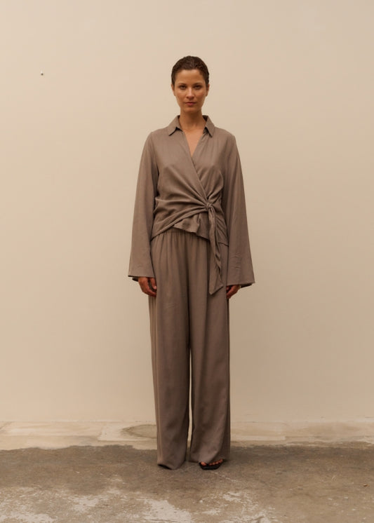 Club L' Avenir Zula Wickelbluse Taupe