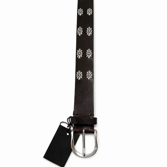 n.d.v. Project Gürtel Laura Braun