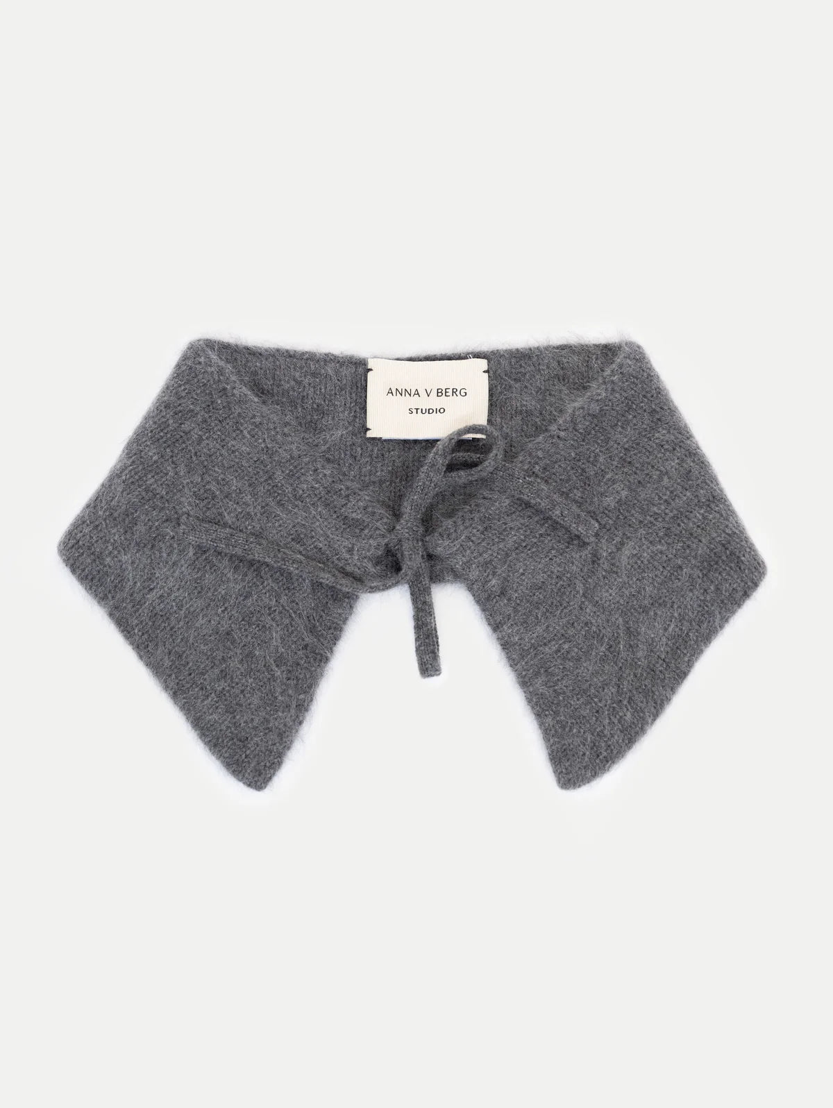 Anna v. Berg Cora Collar in Midnight Stone