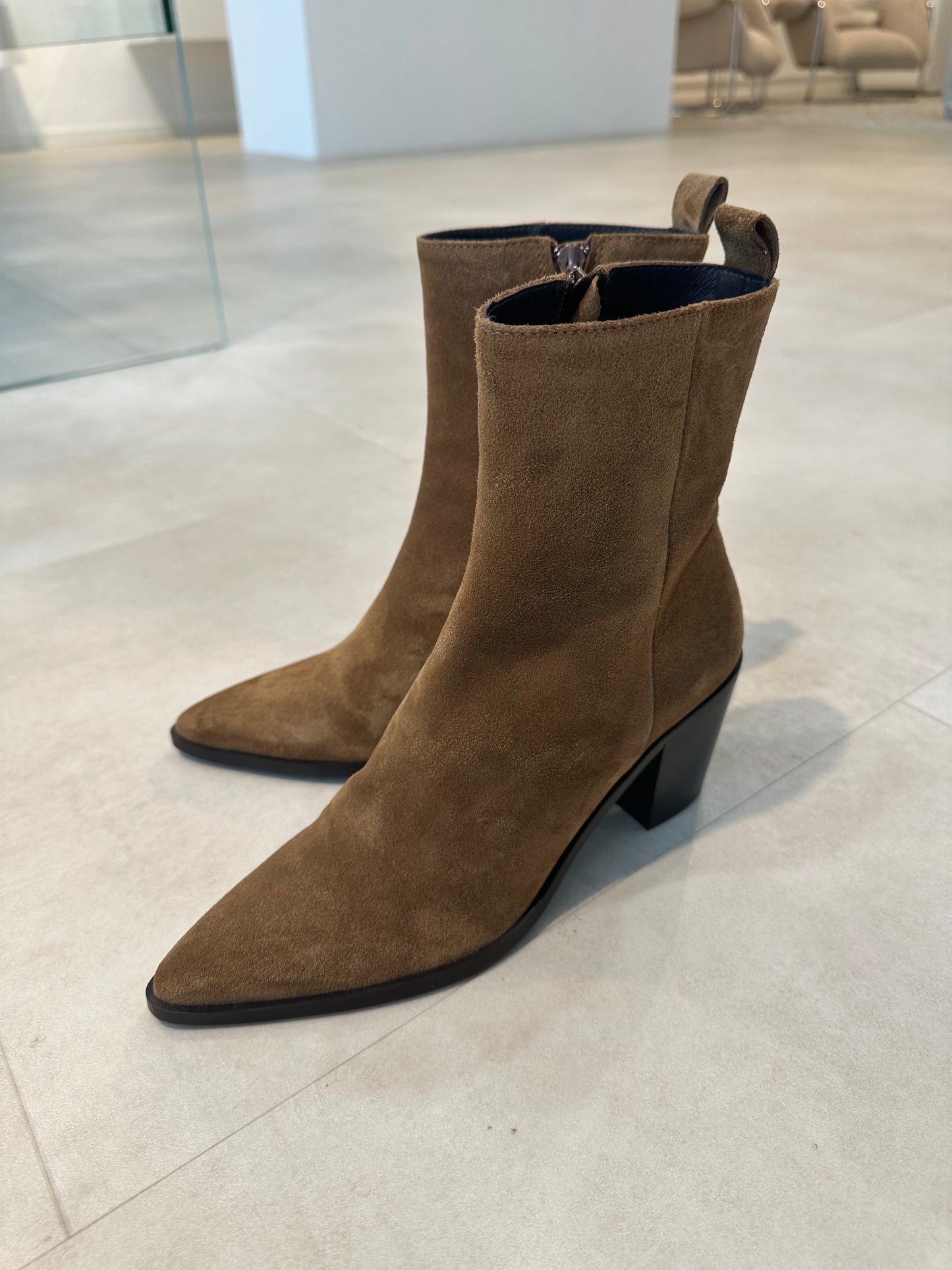 Billibi Bootie in Camel