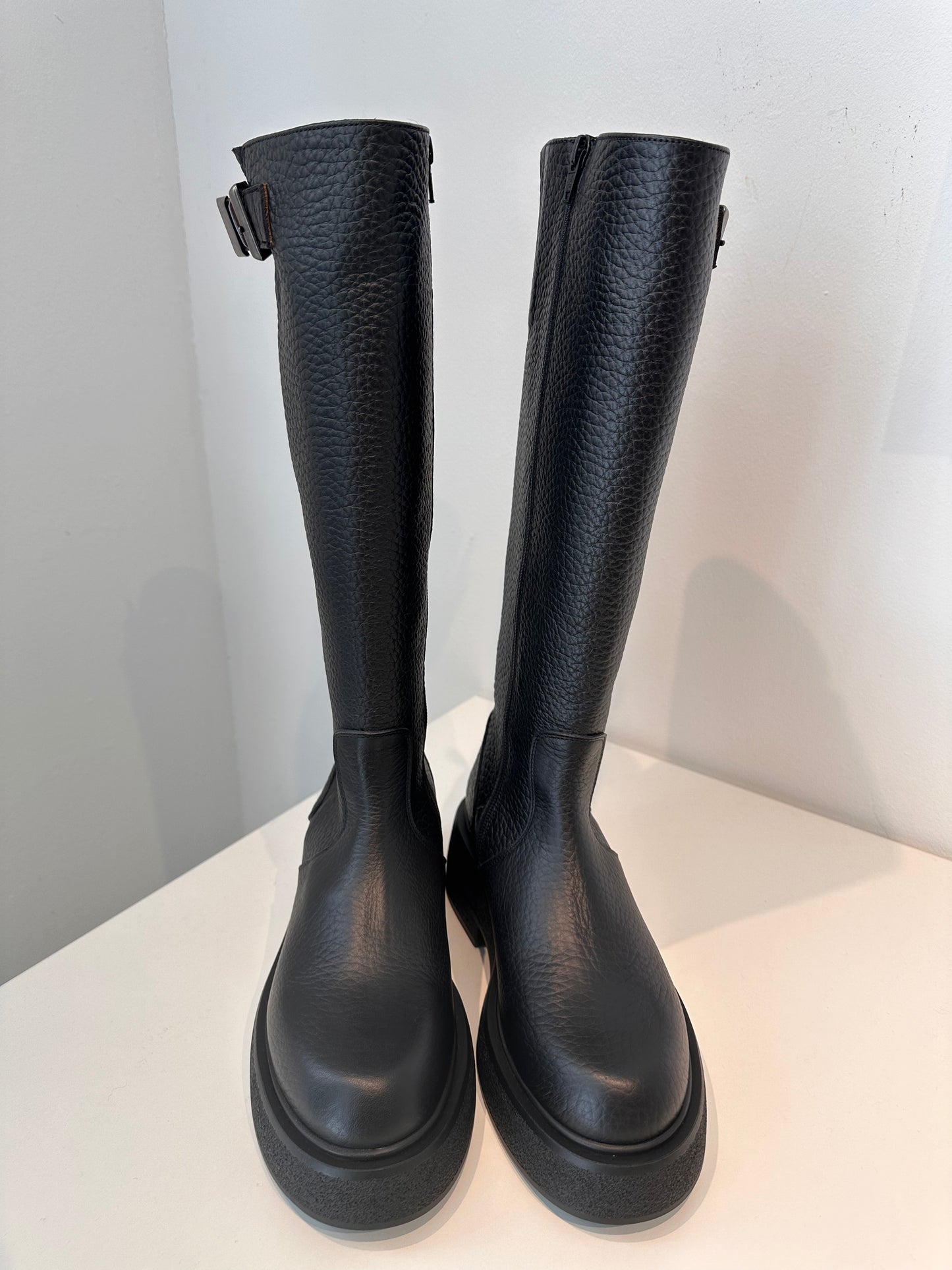 Thea Mika Marcy Boots in Schwarz