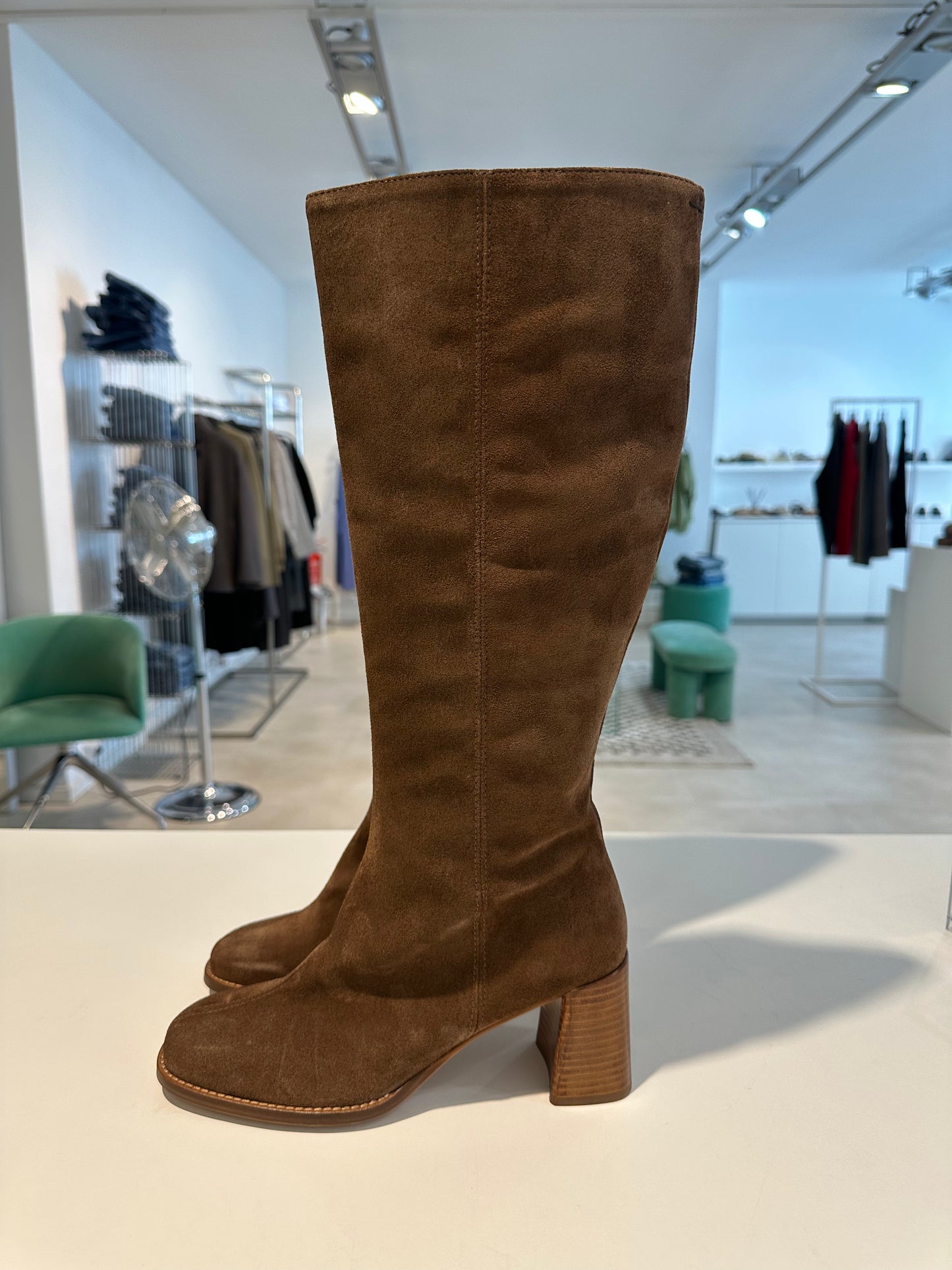 Billibi Wildleder Stiefel in Hellbraun