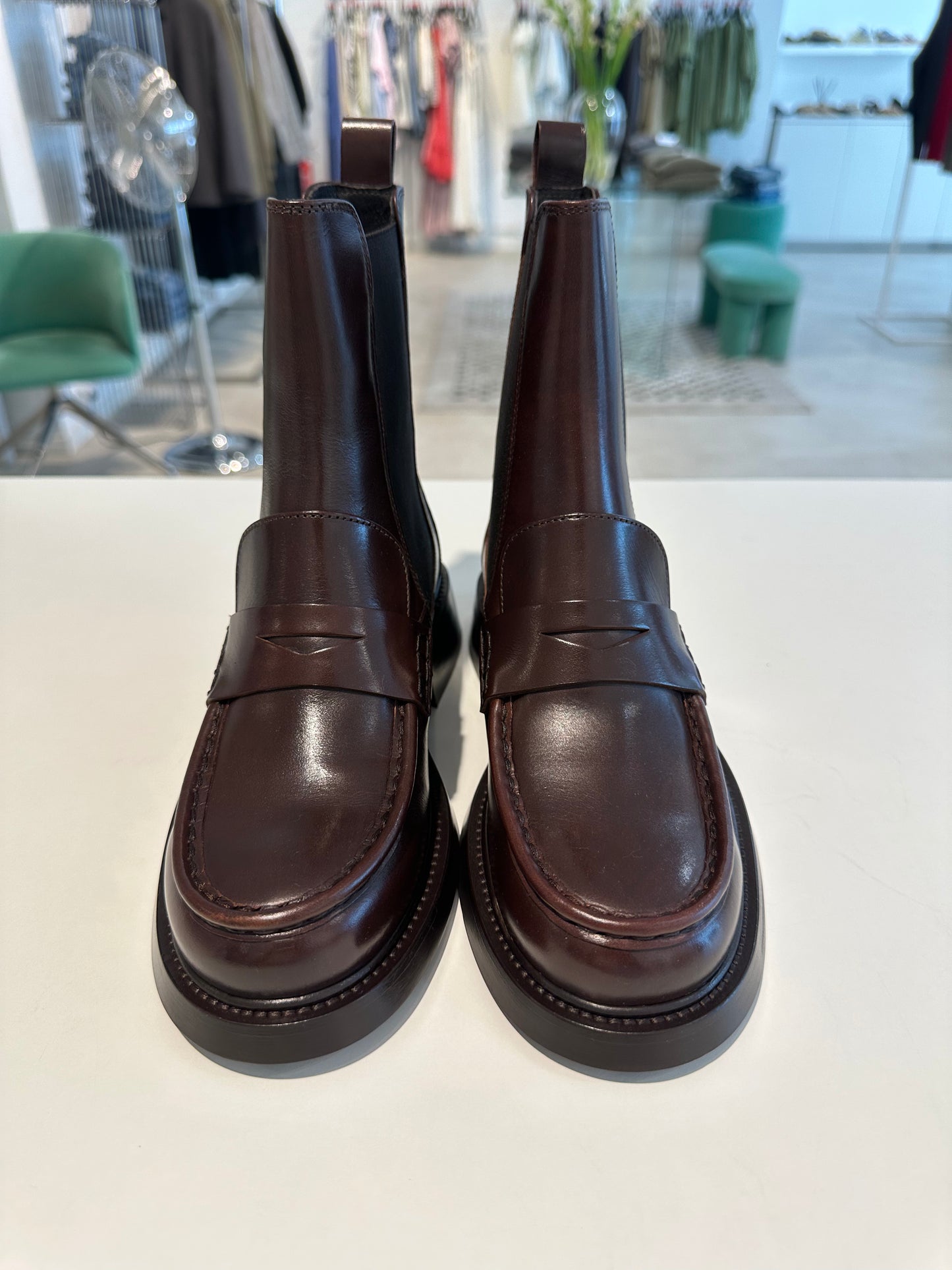 Billibi Chelsea Loafer in Arabica