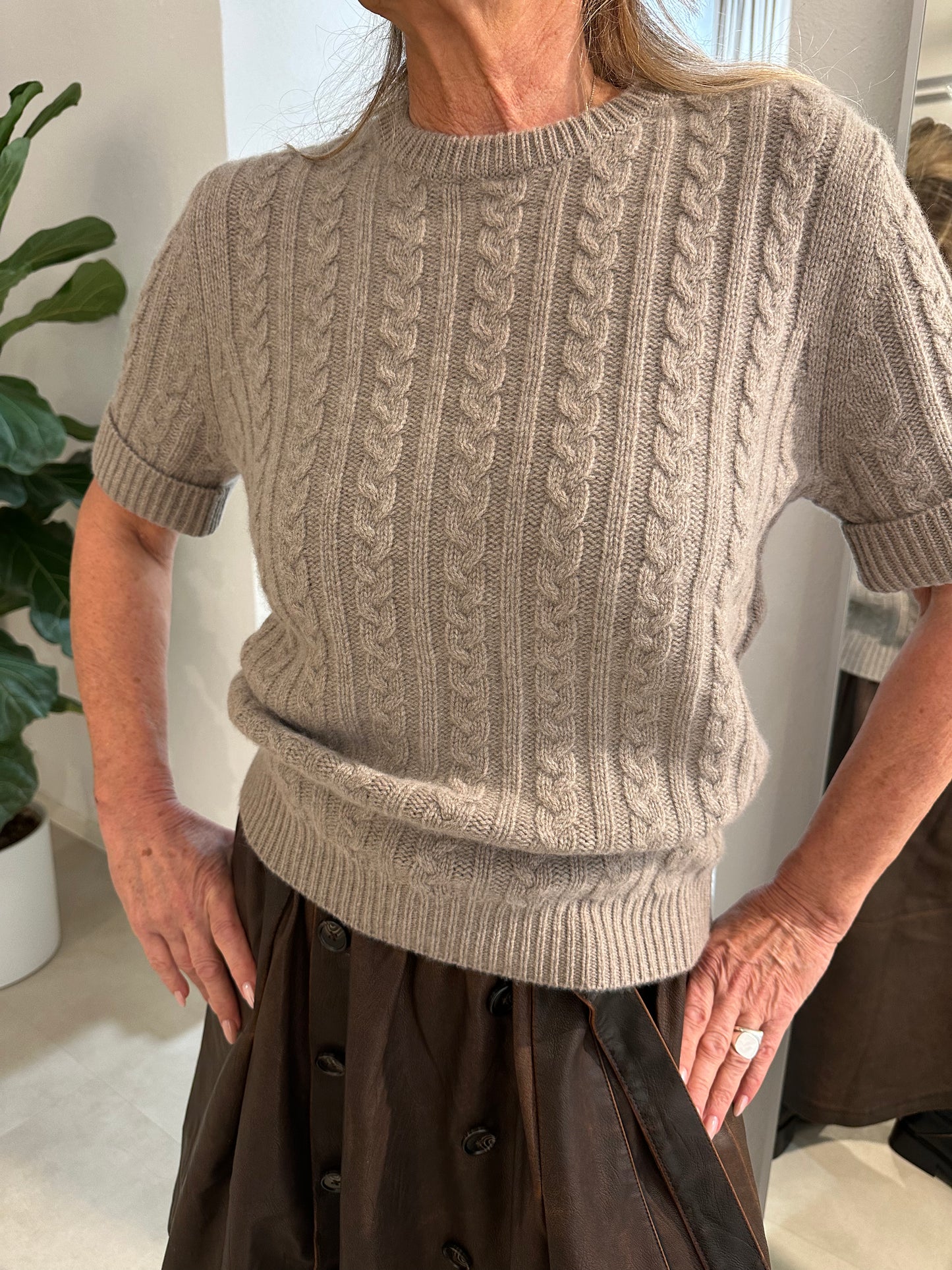 Prinz Berlin Cable Halbarm Sweater in Taupe
