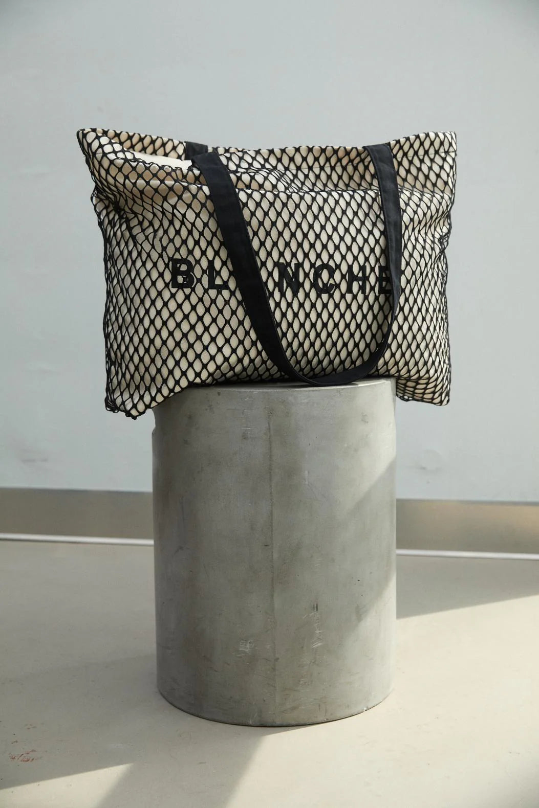 Blanche Shopping Bag in Schwarz