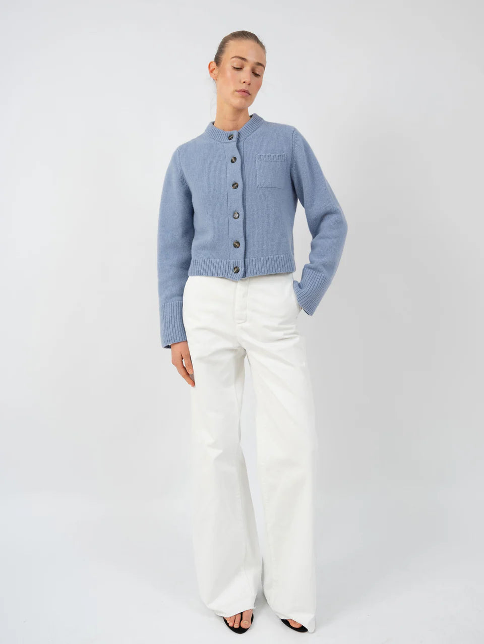 Anna v. Berg Lilly Cardigan in Jeans Blue