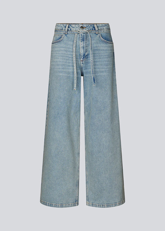Modström Isolde Jeans in Blue Wash