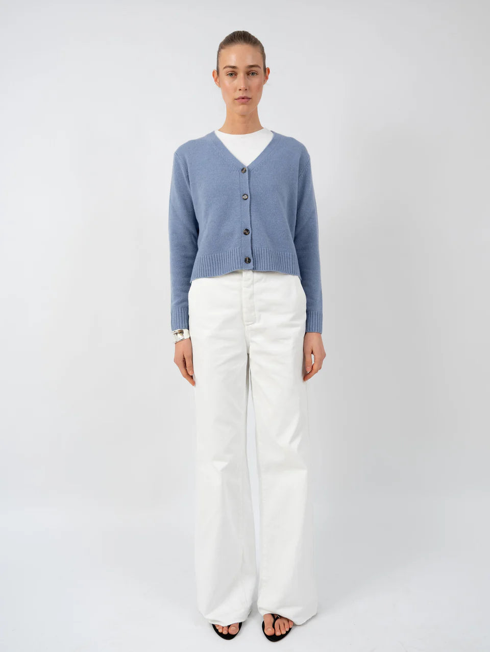 Anna v. Berg Steffi Cardigan in Jeansblau