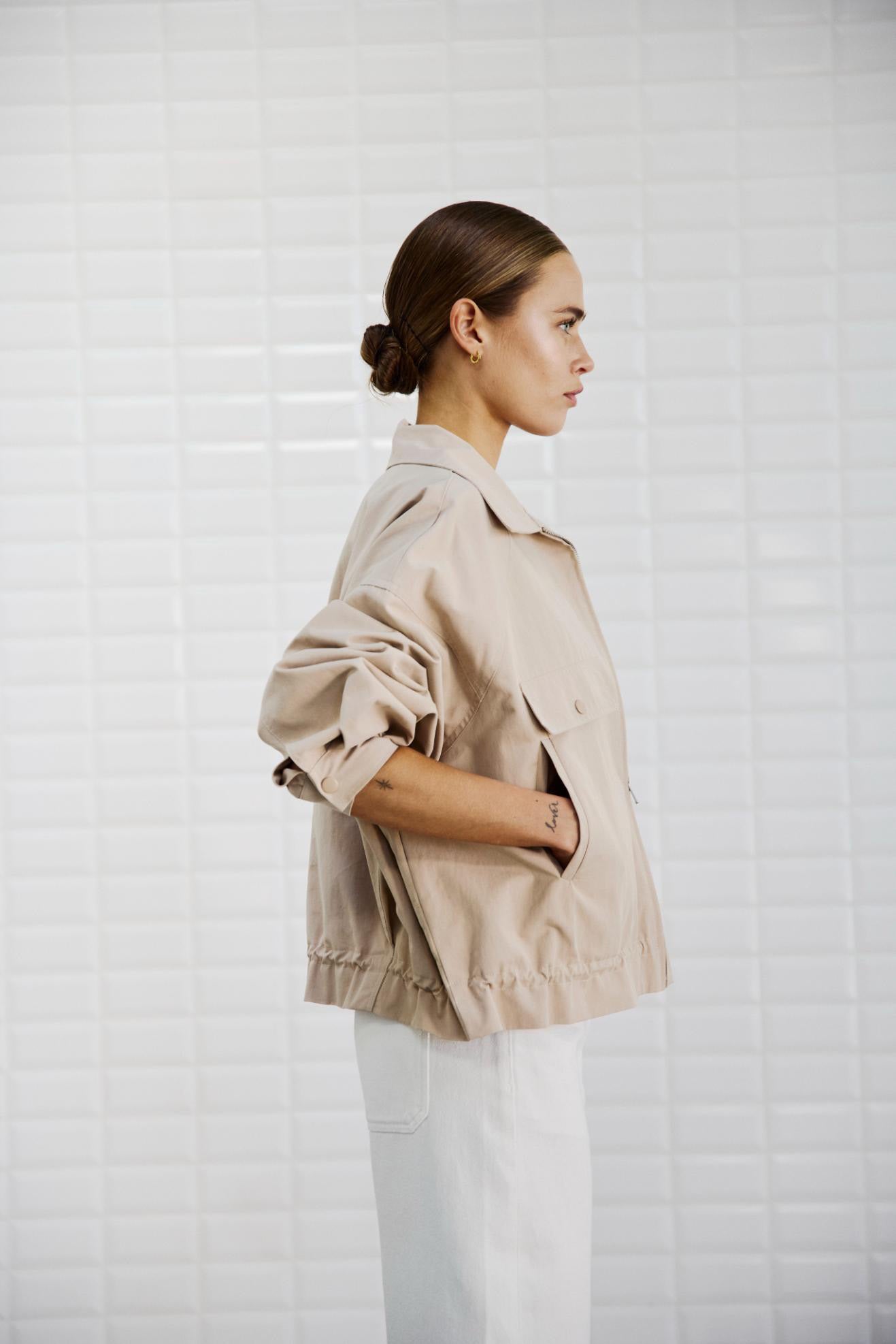 With Black Lydia Spring Jacket Sand