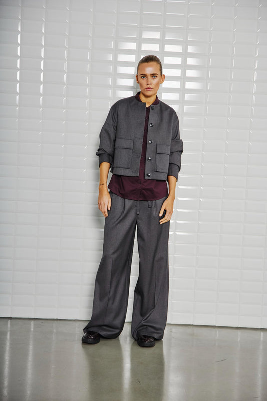With Black Magnolia Blazer/Jacke in Asphalt