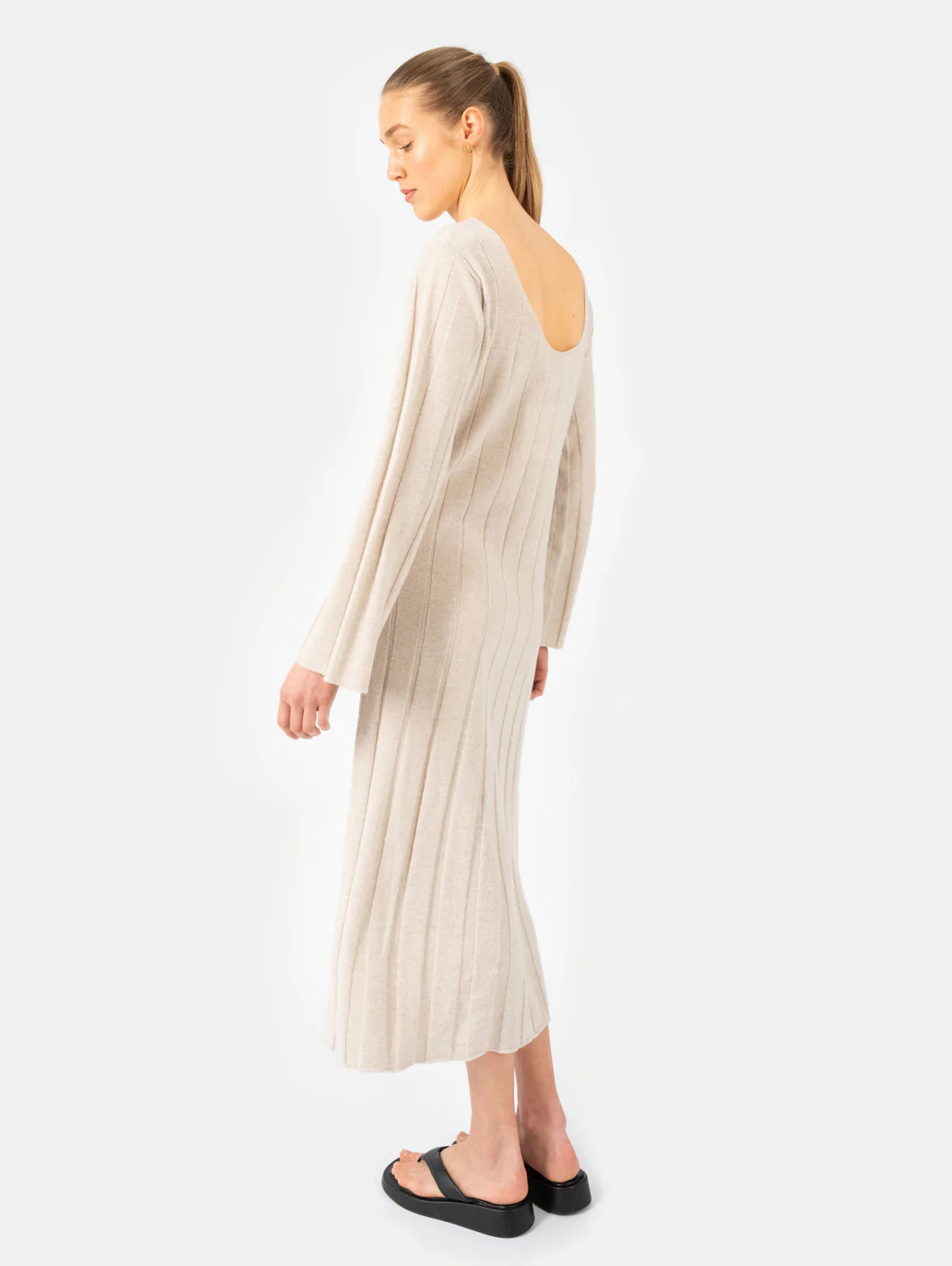 Anna v Berg Ruby Kleid Sand