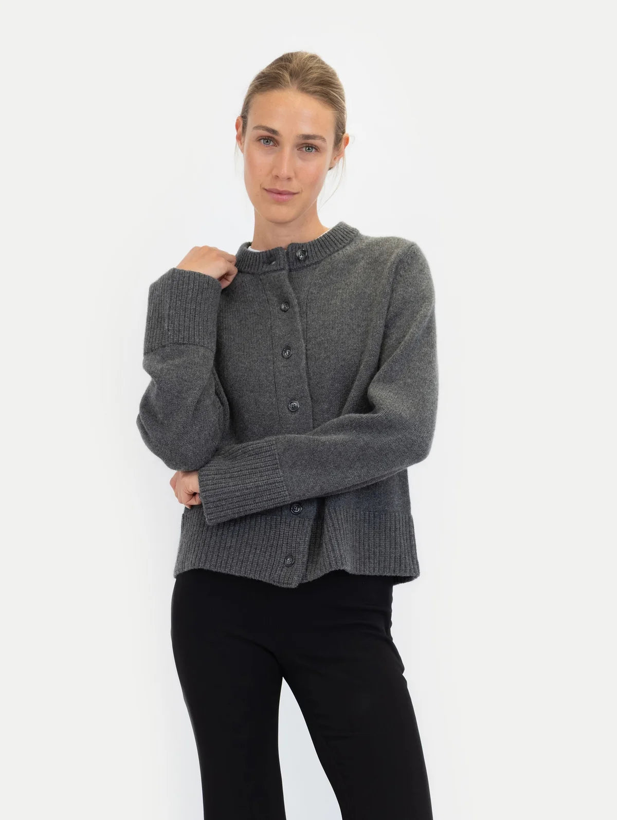 Anna v Berg Dorothea Cardigan in Midnight Stone
