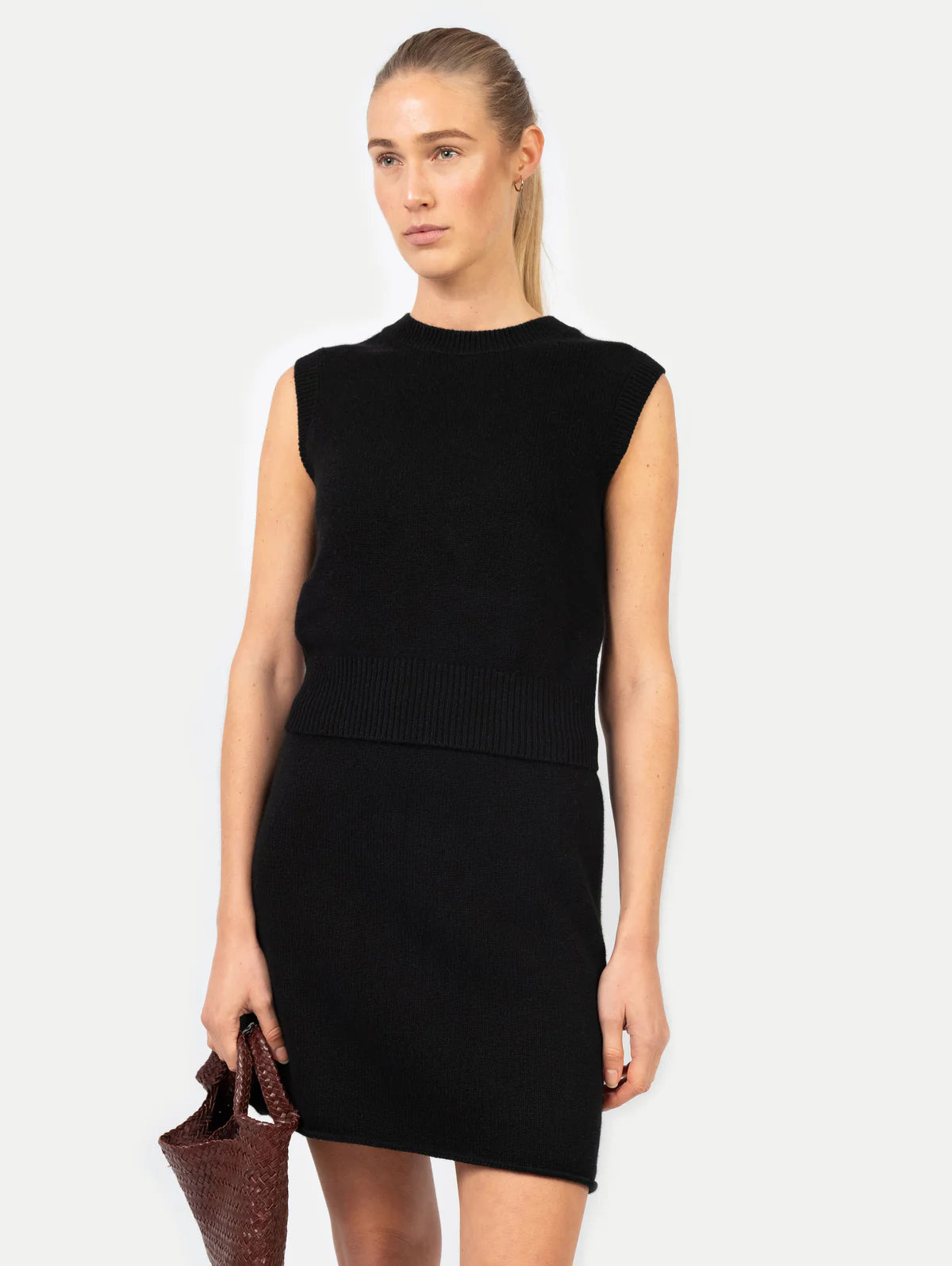 Anna v Berg Laura Skirt in Black Sesam