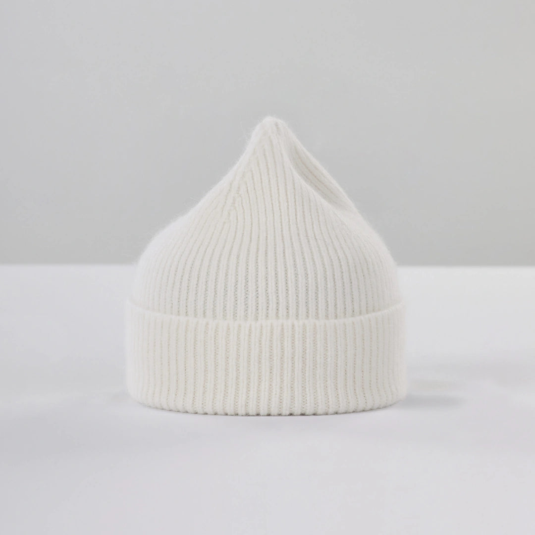 Le Bonnet Beanie in Snow